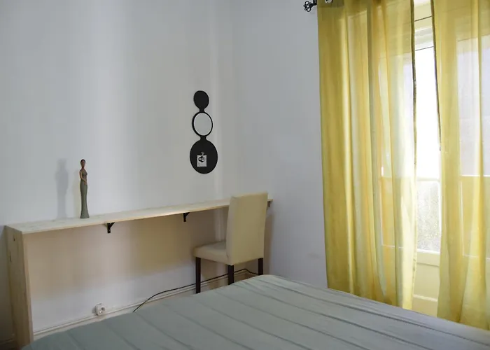 Young Homestay